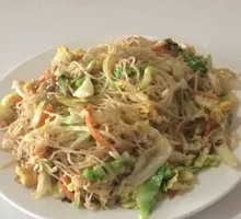 Fried Rice Noodles with Egg