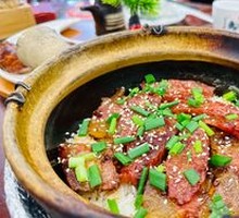 Beef and Preserved Meat Clay Pot Rice
