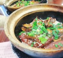 Eel and Preserved Meat Baozi Rice