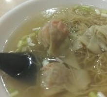 Fresh Shrimp and Caviar Dumpling Noodles