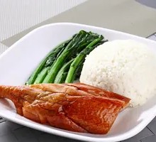 Crispy Roast Goose Leg Rice