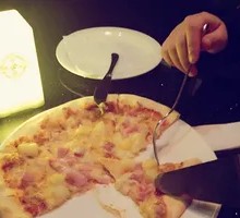 Ham and Pineapple Pizza