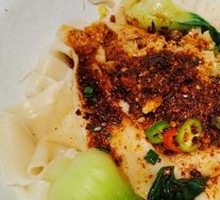 Traditional Oil-Poured Biangbiang Noodles