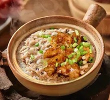 Pork Patty and Spare Ribs Claypot Rice