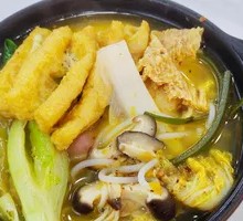 Classic Clay Pot Noodles