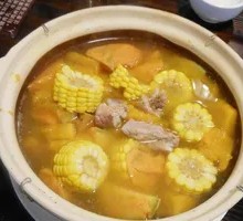 Lean Pork and Corn Soup