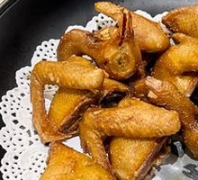 Sandy Ginger Salt-Baked Pigeon