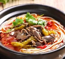 Pickled Pepper Chicken Offal Hot Pot Rice Noodles