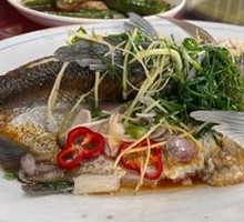 Steamed Edge Fish