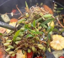 Stone Olive Soup Base