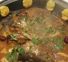 Stewed Mixed Fish in Iron Pot