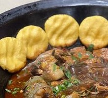 Clay Pot Stewed Yellow Catfish