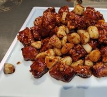 黑蒜子牛肉粒