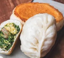 Fennel Egg Pan-Fried Buns