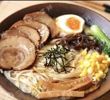 博多浓汤豚骨拉面