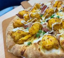 Golden Yolk Chicken Pizza