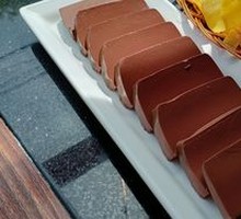 Oil-soaked tofu skin