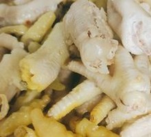 Sichuan-style Pickled Chicken Feet