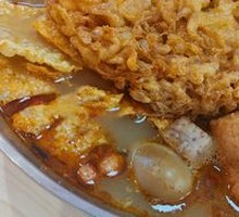 Fried Egg Snail Noodles