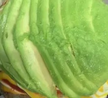 牛油果芝士牛堡