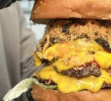 海苔肉松芝士牛堡