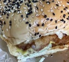 秘制香辣鸡腿堡