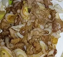 Scallion Stir-Fried Lamb