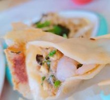 津门一酥虾三鲜锅贴