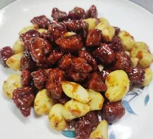 黑蒜子牛肉粒