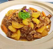 回民菜土豆炖牛肉