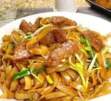 广东特色炒河粉