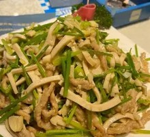 Stir-fried Shredded Pork with Chinese Chives