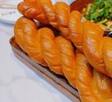 Crispy Fried Dough Twists