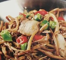 Spicy Tea Tree Mushroom Hot Pot