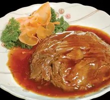 Stewed Beef with Yellow Sauce