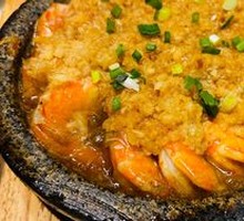 Grilled Garlic Shrimp on Stone Plate