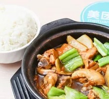 黄焖鸡凉菜米饭