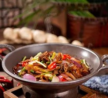 Spicy Pork Intestines in Dry Pot