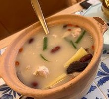 Pepper Pork Stomach Chicken Pot