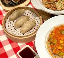 Five-Tomato Sauce over Buckwheat Noodles