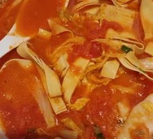 Lady Tomato Fish with Black Bass