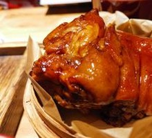 Braised Pork Trotters in Old Sauce