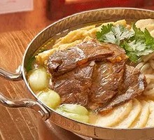 Sauce-Flavored Braised Beef Hot Pot