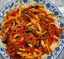 鱼香肉丝盖浇面