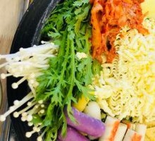 Classic Ramen Hot Pot