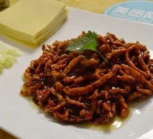 Beijing-style Shredded Pork in Soy Sauce