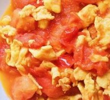 Scrambled Eggs with Tomatoes