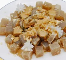 Three-Flavor Stewed Dumplings