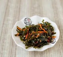 Thin seaweed strips
