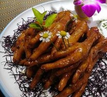 Pressure-Cooked Chicken Feet